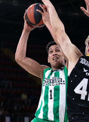 Tyson Pérez, Jugador de la Jornada 26