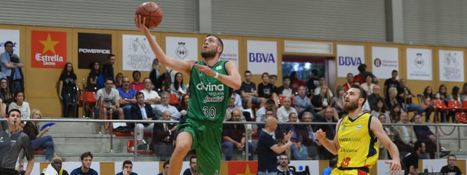 Buena imagen del Divina Seguros Joventut  en el primer test de la temporada (68-80)