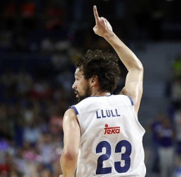 Sergi Llull, operado con éxito de la rodilla