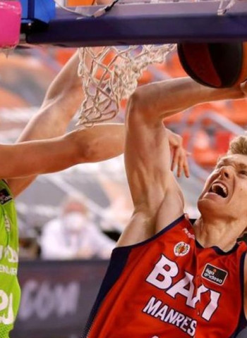Scott Eatherton negocia con el Nagoya Dolphins japonés