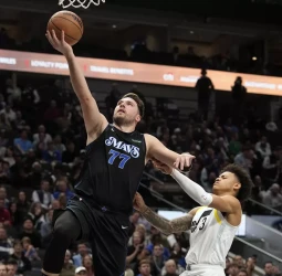 Luka Doncic es capaz de realizar un triple-doble en la primera mitad de partido