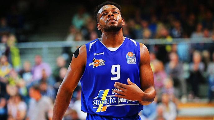 Tecnyconta Zaragoza se refuerza con Marcos Knight