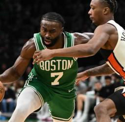 Los Celtics cogen velocidad de crucero, 120-130