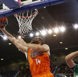 Bojan Dubljevic, baja para el partido ante Brose Bamberg