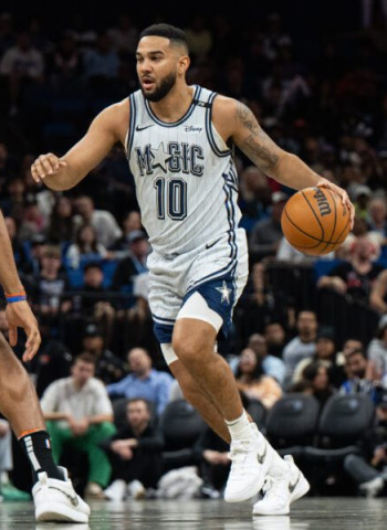 Fenerbahçe Beko sigue de cerca a Cory Joseph, que espera una oferta NBA