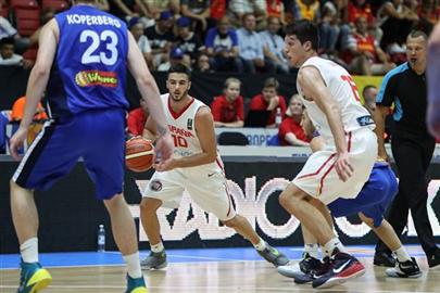 U20M: Clara victoria (90-71), primeros y Hungría en octavos