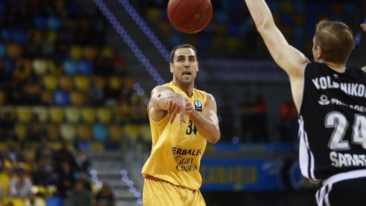 El Herbalife Gran Canaria gobierna la anarquía del Saratov (101-77)
