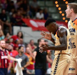 Un soberbio UCAM Murcia se acuesta en lo más alto (88-76)