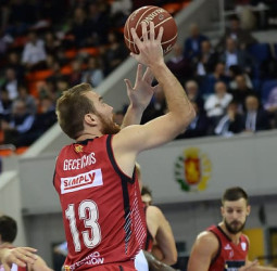 Tecnyconta Zaragoza exhibe ADN guerrero para vencer a UCAM Murcia (95-77)
