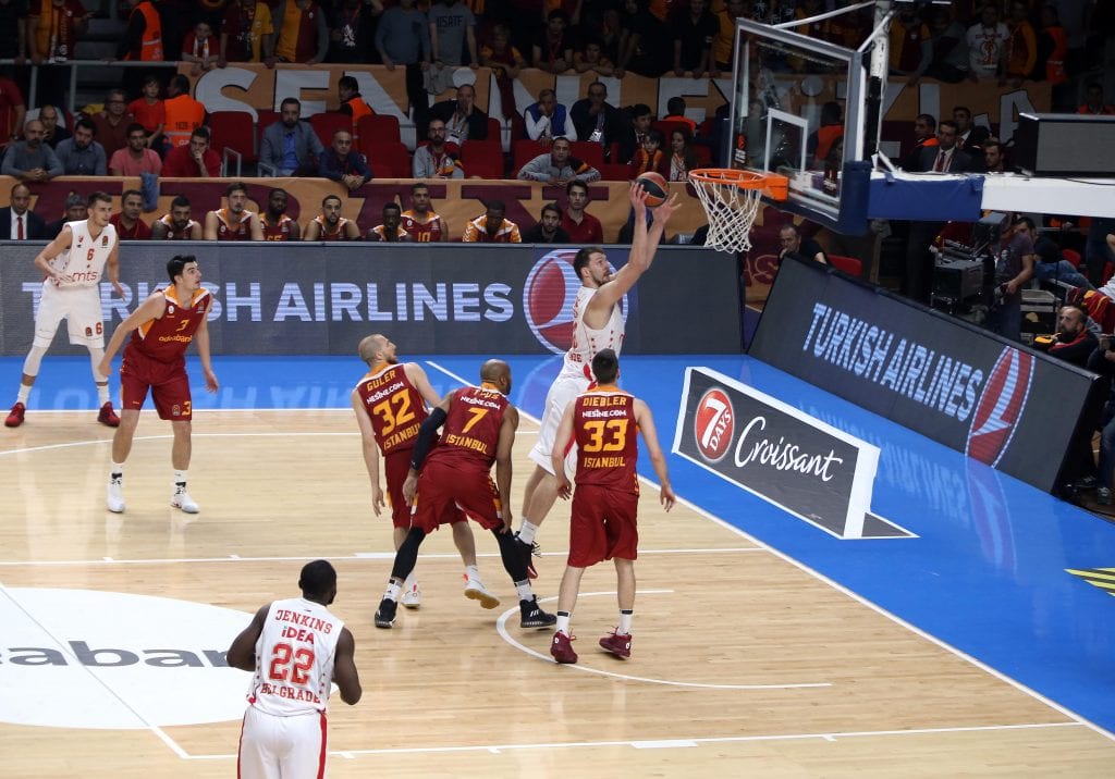 Ognjen Kuzmic, referencia interior del Crvena Zvezda