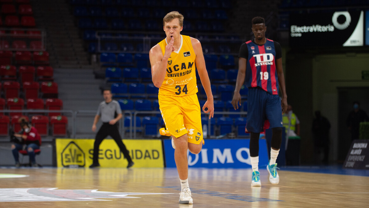 TD Systems Baskonia cede ante el UCAM Murcia (75-83)