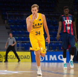 TD Systems Baskonia cede ante el UCAM Murcia (75-83)