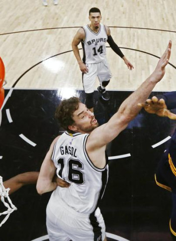 ¿Qué ha pasado en la NBA? Los Spurs se aprovechan de la caída libre de Cavaliers