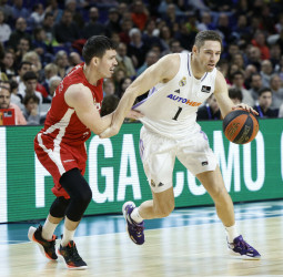 Un Real Madrid sin fisuras se viste de colíder (103-89)
