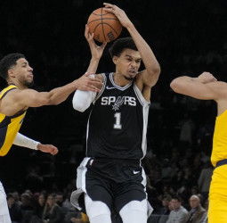 Los Pacers ganan en el segundo partido en suelo parisino, 136-98