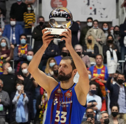 Mirotic dice que tuvieron que "cambiar la mentalidad" en el segundo tiempo