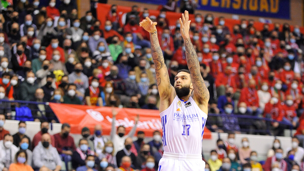 Poirier y Williams-Goss lideran la victoria blanca (71-80)
