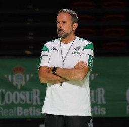 Joan Plaza: "Debemos aprender y hacer de nuestra cancha un lugar muy difícil para los rivales"