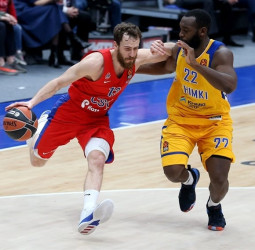 Un gran Sergio Rodríguez coloca al CSKA a un solo paso de la final four (89-84)