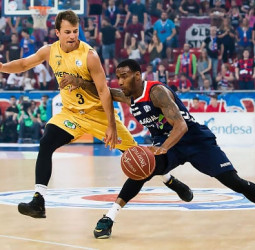Baskonia se adelanta en la serie (81-76)