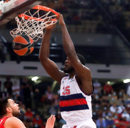 El Baskonia anuncia su desvinculación con el pívot Landry Nnoko