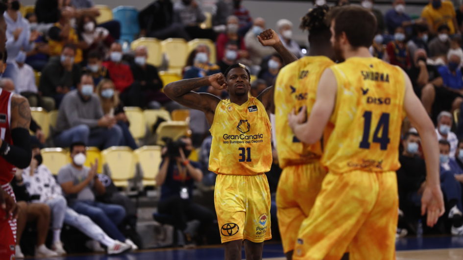 Un duelo directo por estar en Granada