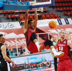 Casademont Zaragoza vence con comodidad al colista (94-82)