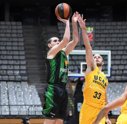 El Joventut roza la Copa del Rey tras la victoria ante el UCAM Murcia (104-93)