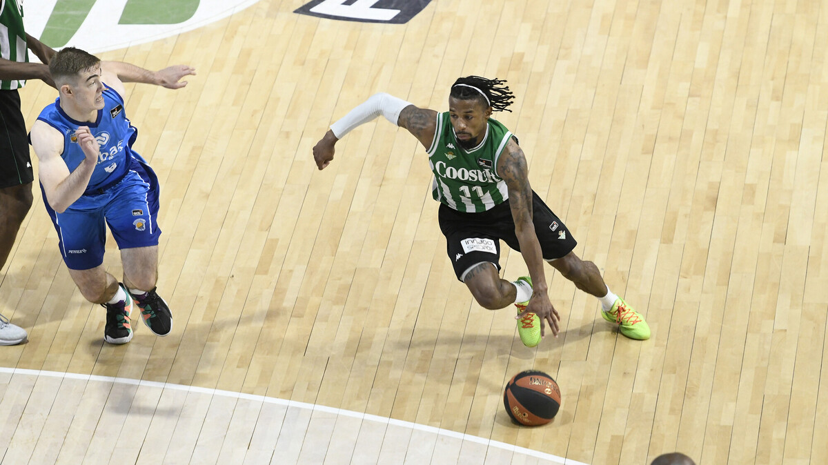 Shannon Evans acerca al Coosur Real Betis a la salvación (77-82)