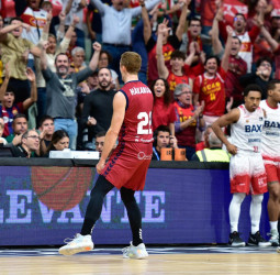 Ludde Hakanson lidera desde el 6,75 a un UCAM Murcia sin fisuras (87-74)