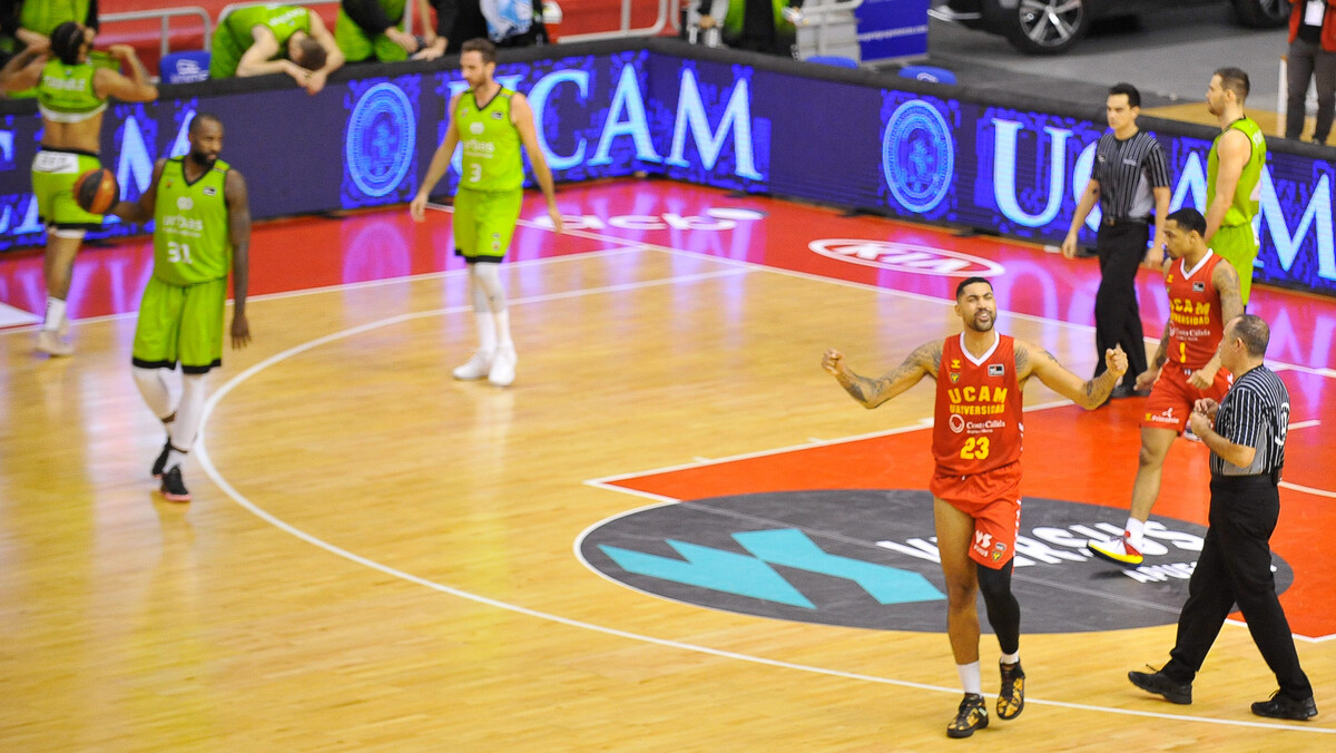 El UCAM Murcia sabe sufrir y ya mira hacia arriba (84-81)