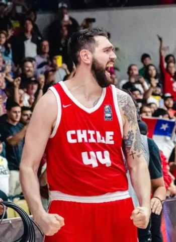 Chile sorprende al aguantar la reacción argentina y asegurar una histórica victoria