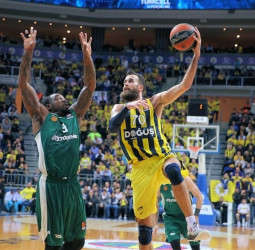 Datome, tres años más en el Fenerbahce