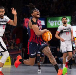 Un segundo cuarto arrollador allana el triunfo baskonista (103-82)