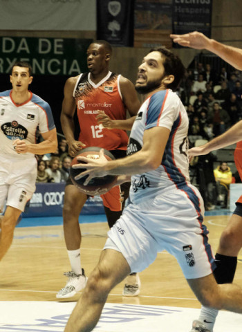 El Monbus Obradoiro se lleva el cara o cruz ante el Montakit Fuenlabrada (78-77)