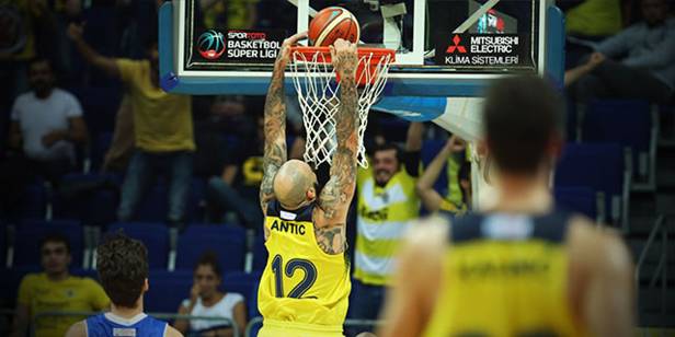 De los cuatro "Euroliga" turcos, solo el Darussafaka Dogus, y tras prórroga, cosechó la derrota