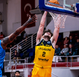 La Laguna Tenerife impone su sello en Turquía, 80-85