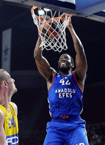 El Anadolu Efes anuncia oficialmente la renovación de Dunston