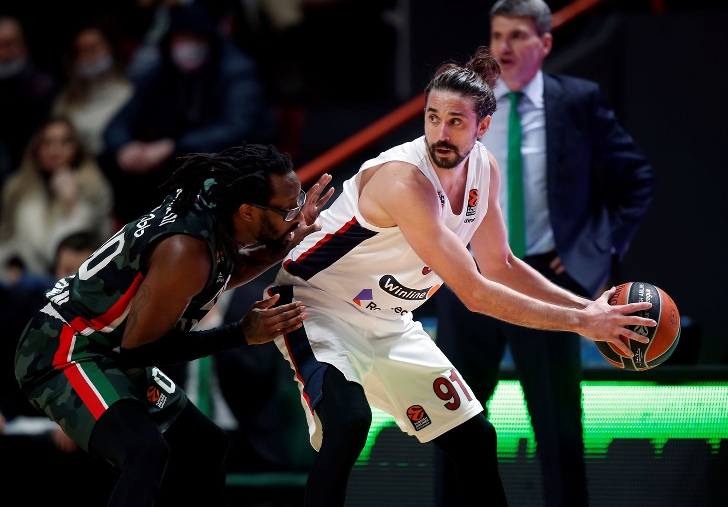 Shved lidera al CSKA ante el UNICS (75-86)