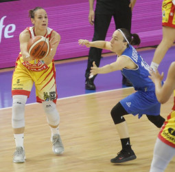 Spar CityLift Girona manda en Salamanca para invertir el factor cancha (64-70) [0-1]