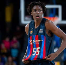 Dame Sarr abandona el Barcelona en busca de protagonismo
