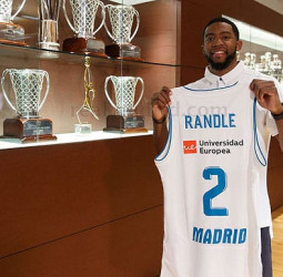 El Real Madrid ficha a Chasson Randle hasta final de temporada