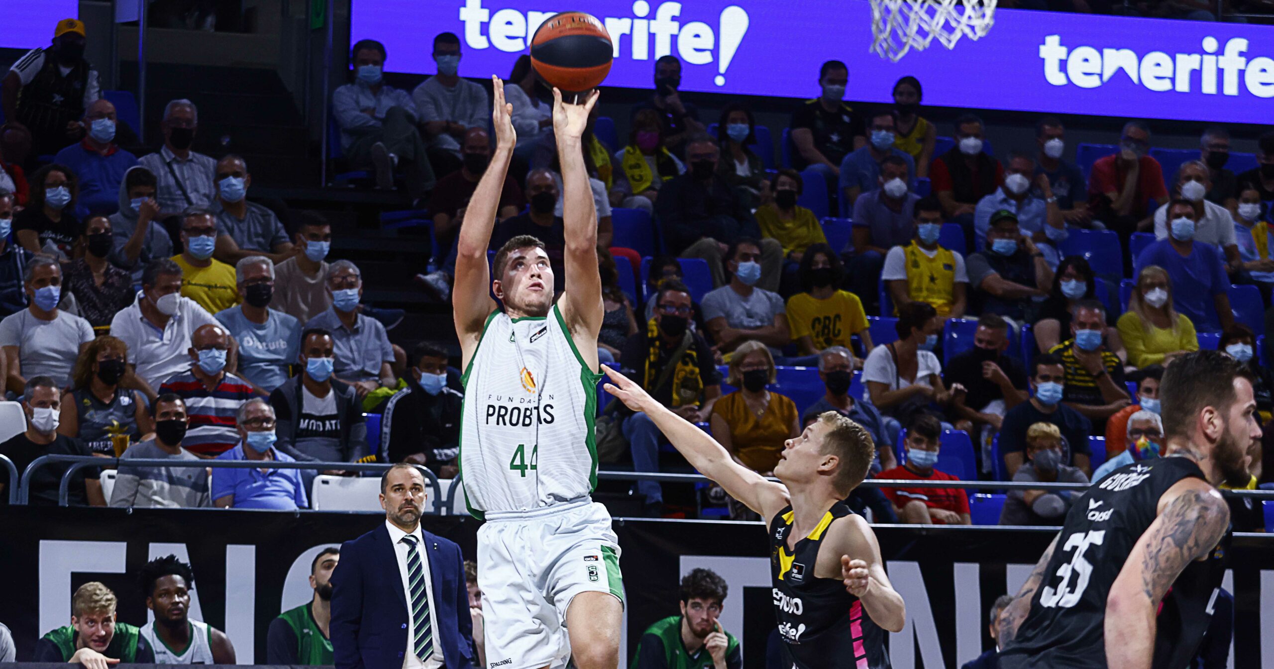 El Joventut se enfrenta al Lenovo Tenerife