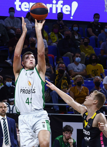 El Joventut se enfrenta al Lenovo Tenerife