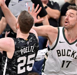 Embiid vuelve a lo grande, victorias de Raptors y Rockets, y derrotas de Bucks y Warriors
