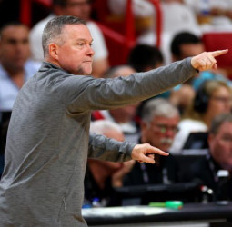 Michael Malone renovará con los Nuggets con un gran contrato