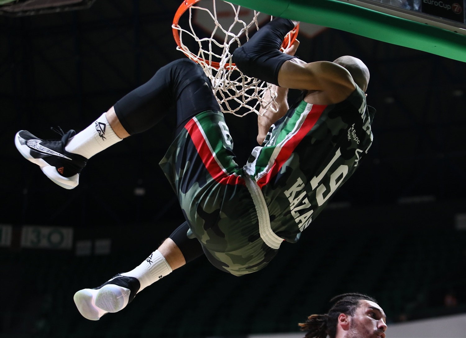 UNICS supera al Lokomotiv para llegar a semifinales (82-78)