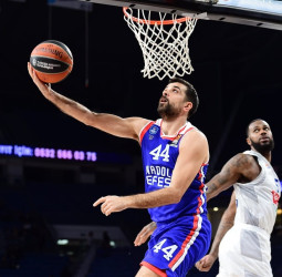 Krunoslav Simon saldrá del Anadolu Efes