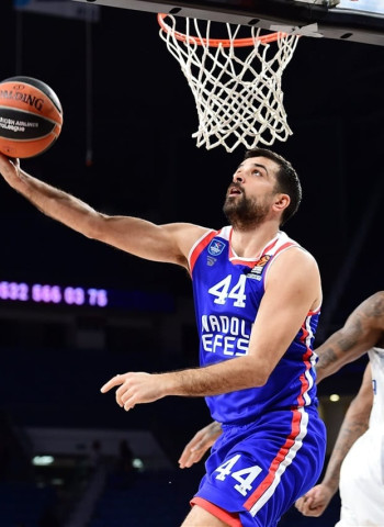 Krunoslav Simon saldrá del Anadolu Efes