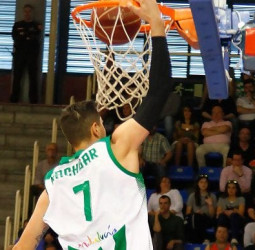 Nachbar y Lockett lideran al Betis Energía Plus en Fuenlabrada (67-72)